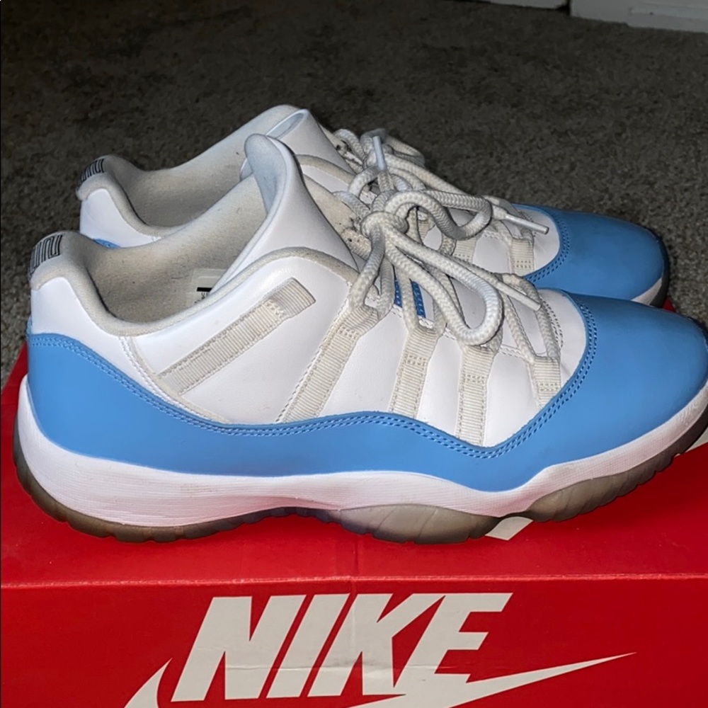Jordan 11 low “UNC”